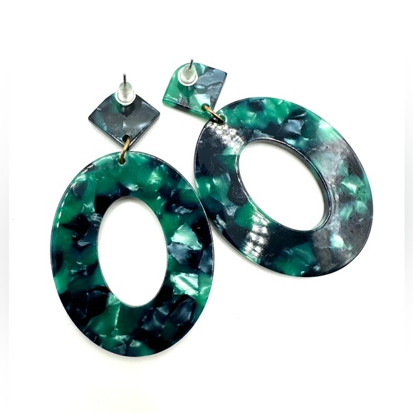 Maison Oval Pierced Earrings in Blue/Green - Picture 7 of 9
